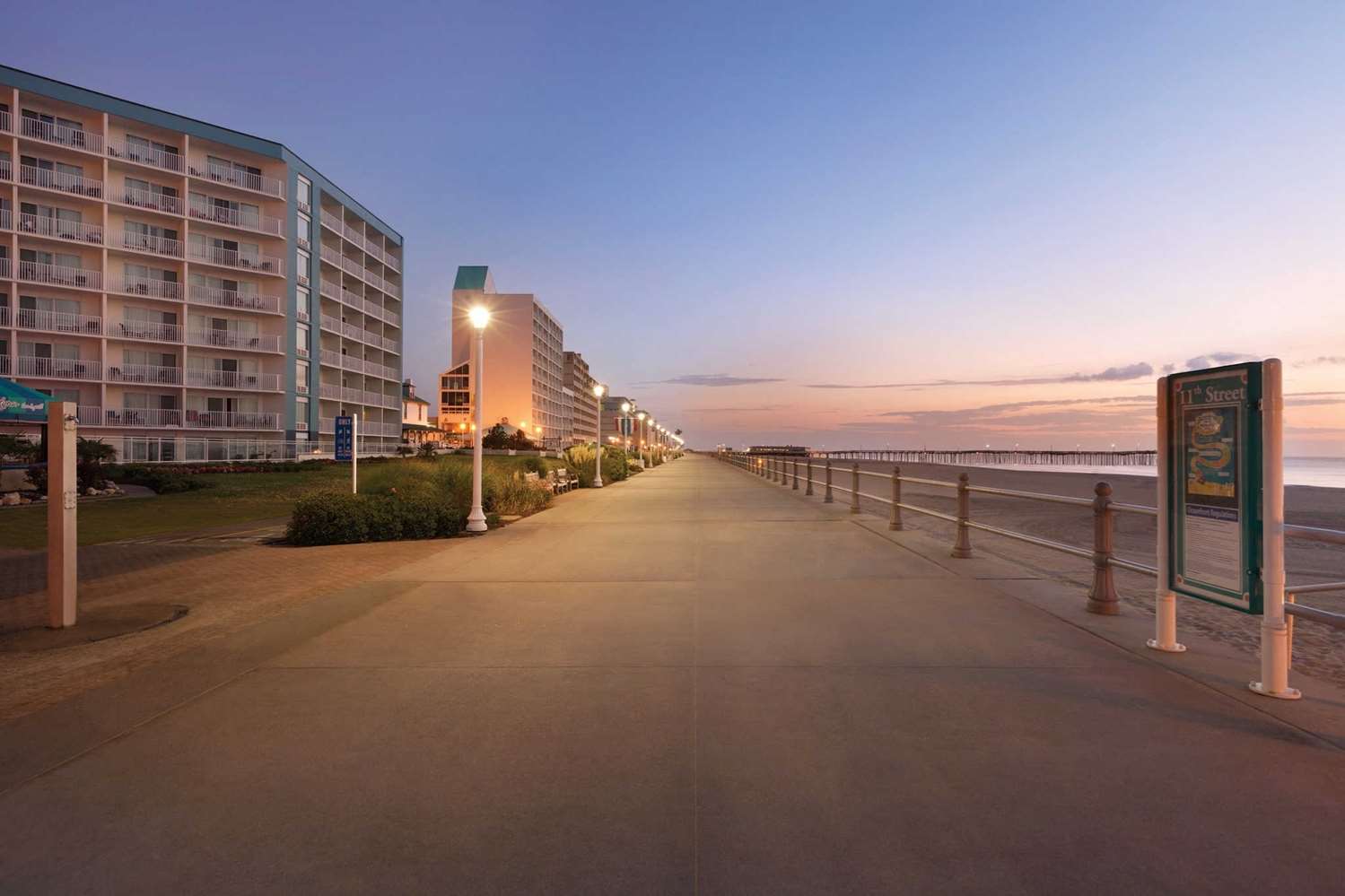 Hotel SURFBREAK OCEANFRONT HOTEL, AN ASCEND HOTEL COLLECTION MEMBER
