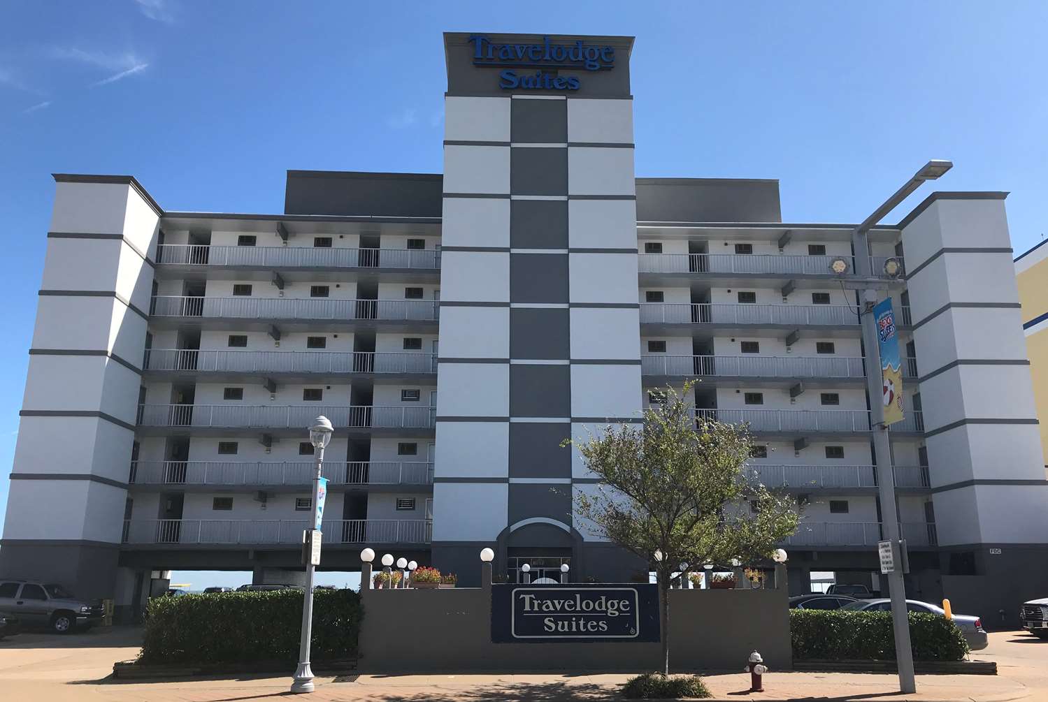 Hotel TRAVELODGE BY WYNDHAM, SUITES VIRGINIA BEACH OCEANFRONT