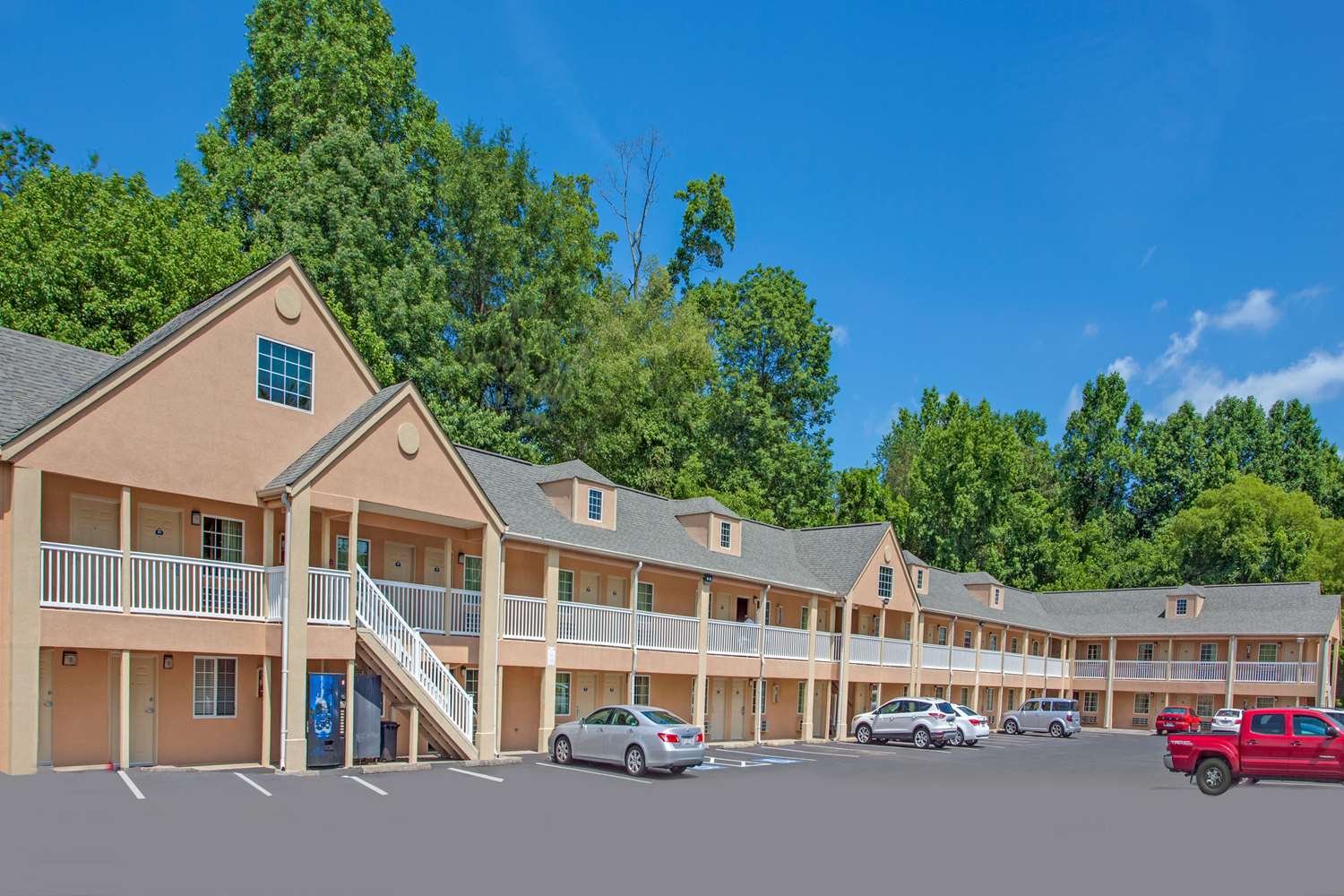 Hotel DAYS INN CANTON