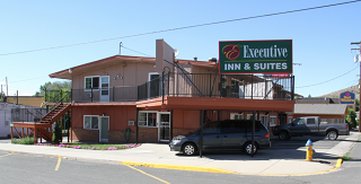 Hotel EXECUTIVE INN AND SUITES - LAKEVIEW