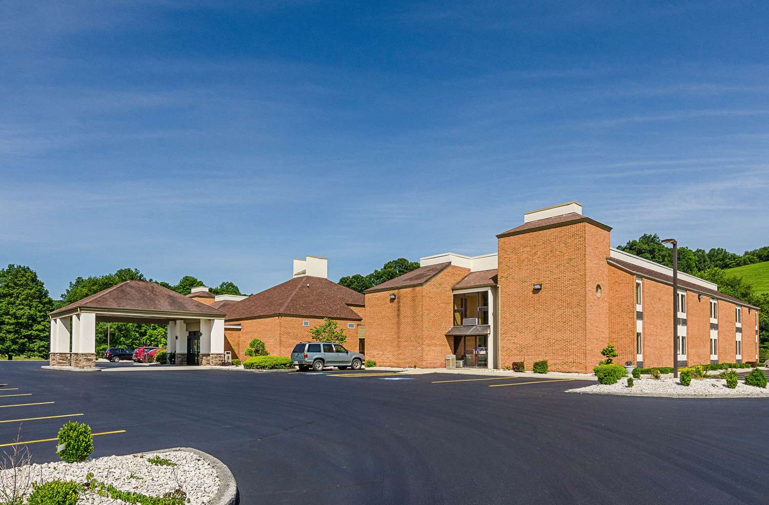 Hotel COMFORT INN BLUEFIELD