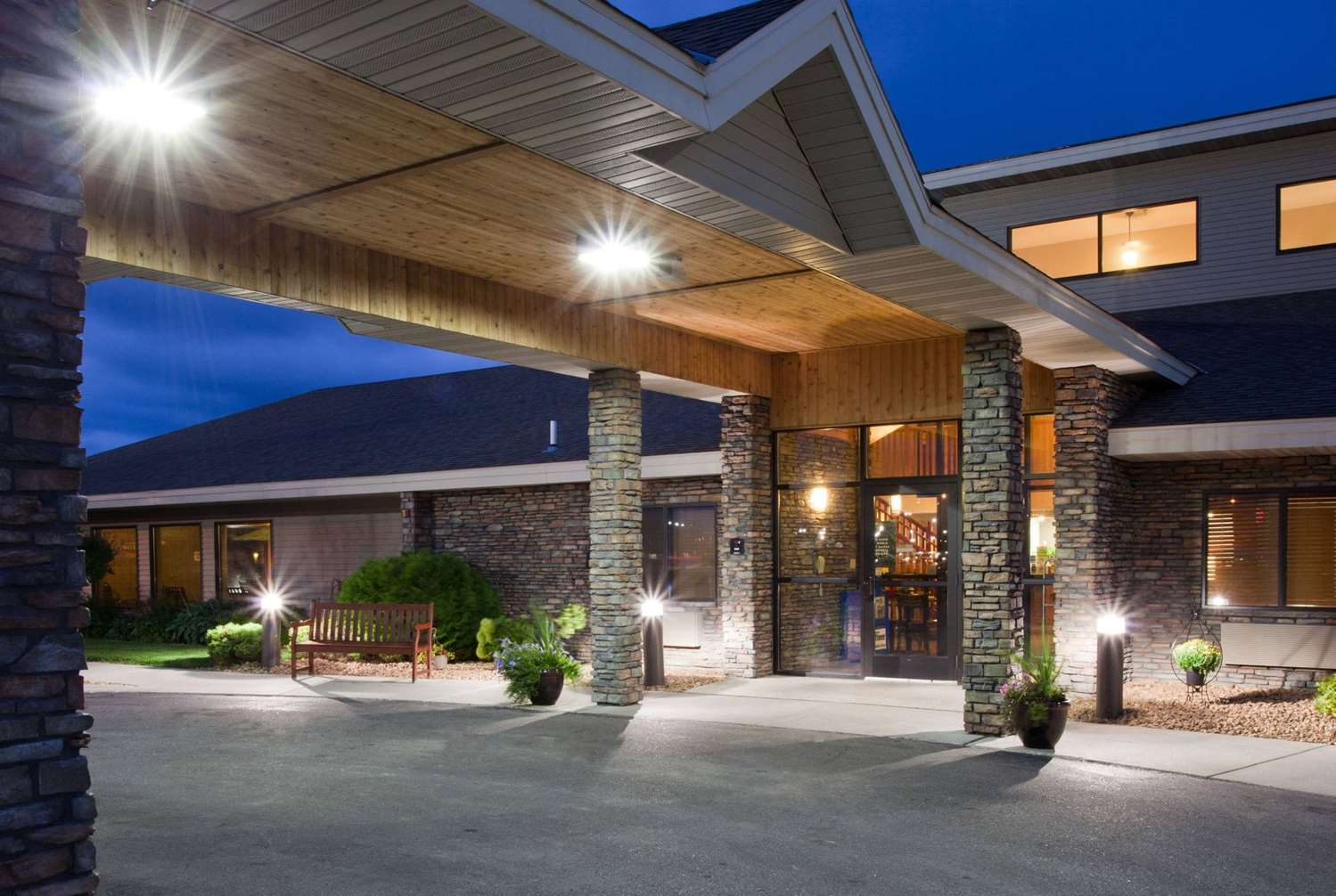 Hotel AMERICINN BY WYNDHAM THIEF RIVER FALLS
