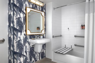Hotel CADILLAC HOTEL & BEACH CLUB, AUTOGRAPH COLLECTION