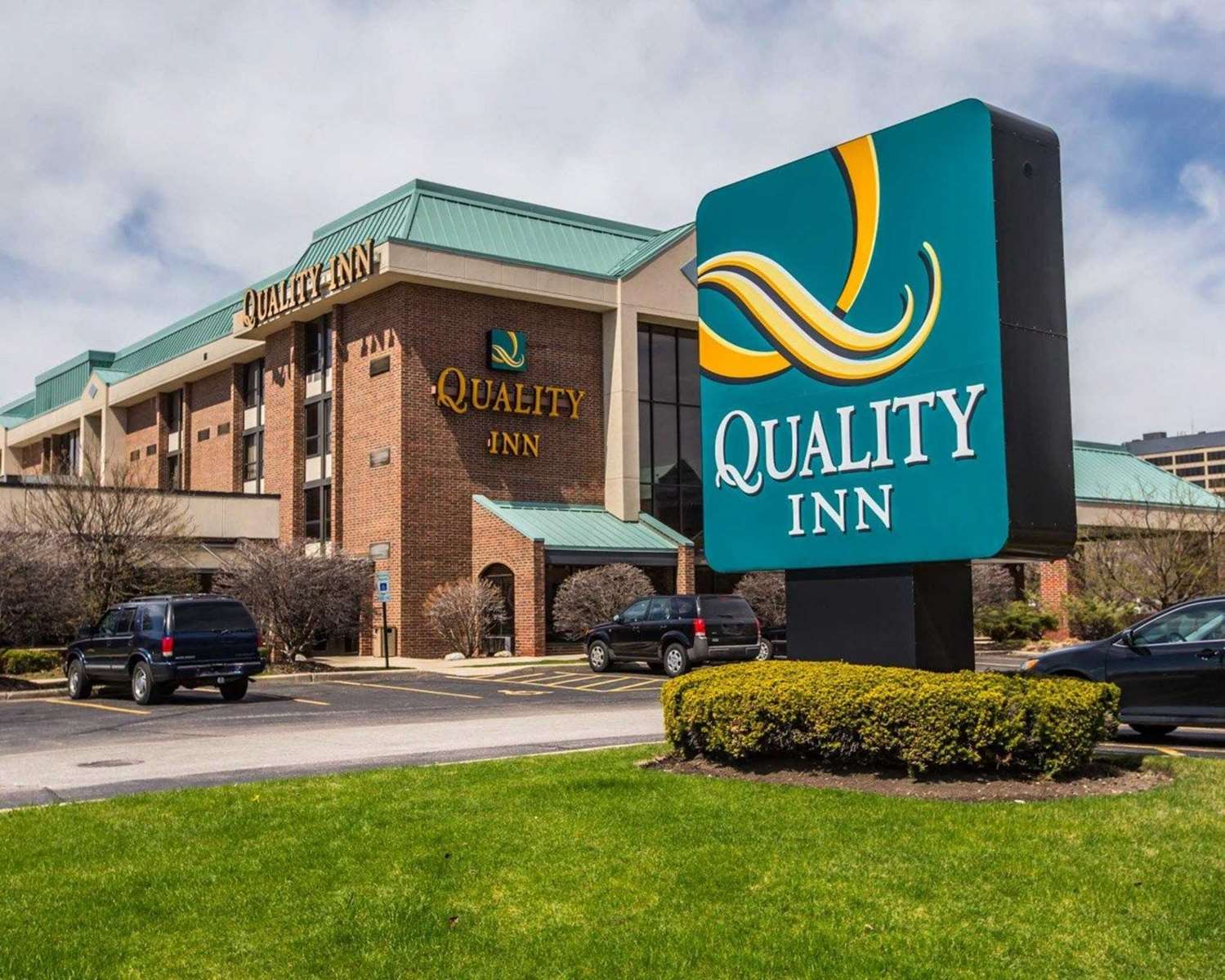 Hotel QUALITY INN SCHAUMBURG
