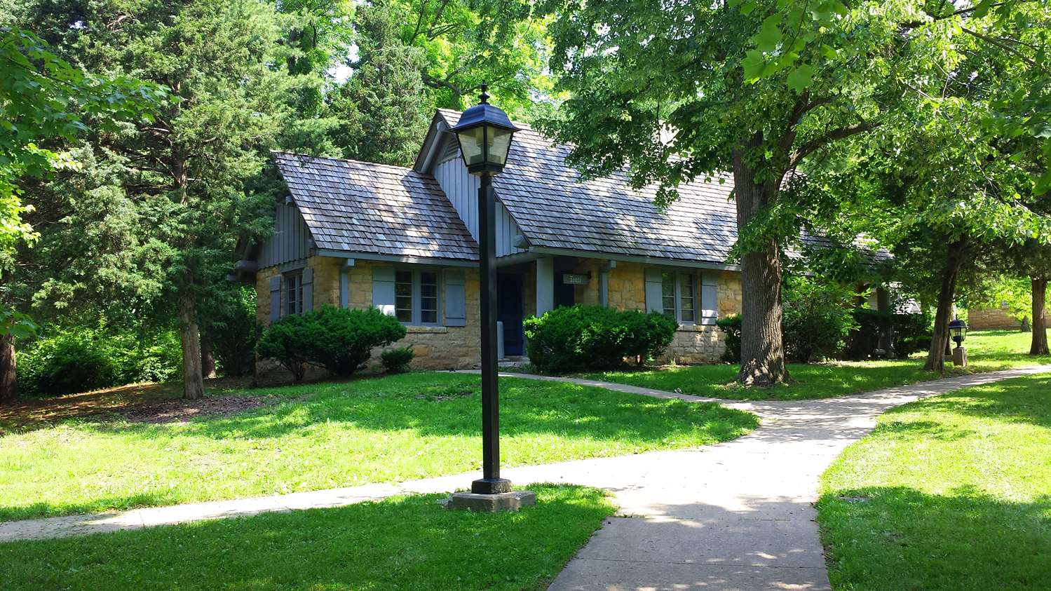 Hotel PERE MARQUETTE LODGE AND CONFE