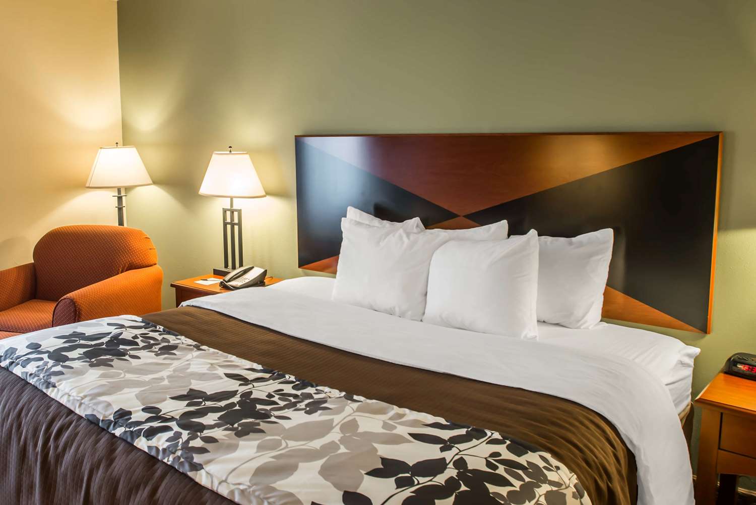 Hotel SLEEP INN AND SUITES OAKLEY