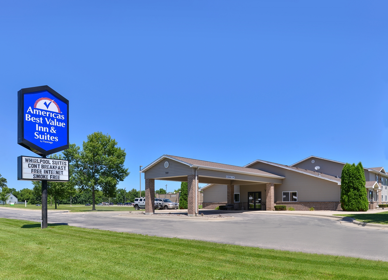 Hotel AMERICAS BEST VALUE INN AND SUITES SPRING VALLEY