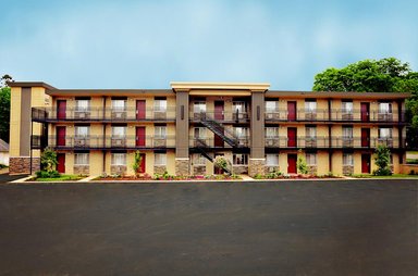 Hotel CENTERSTONE PLAZA HOTEL SOLDIE