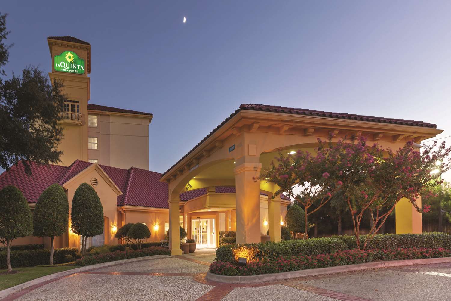 Hotel LA QUINTA INN & SUITES DALLAS NORTH CENTRAL