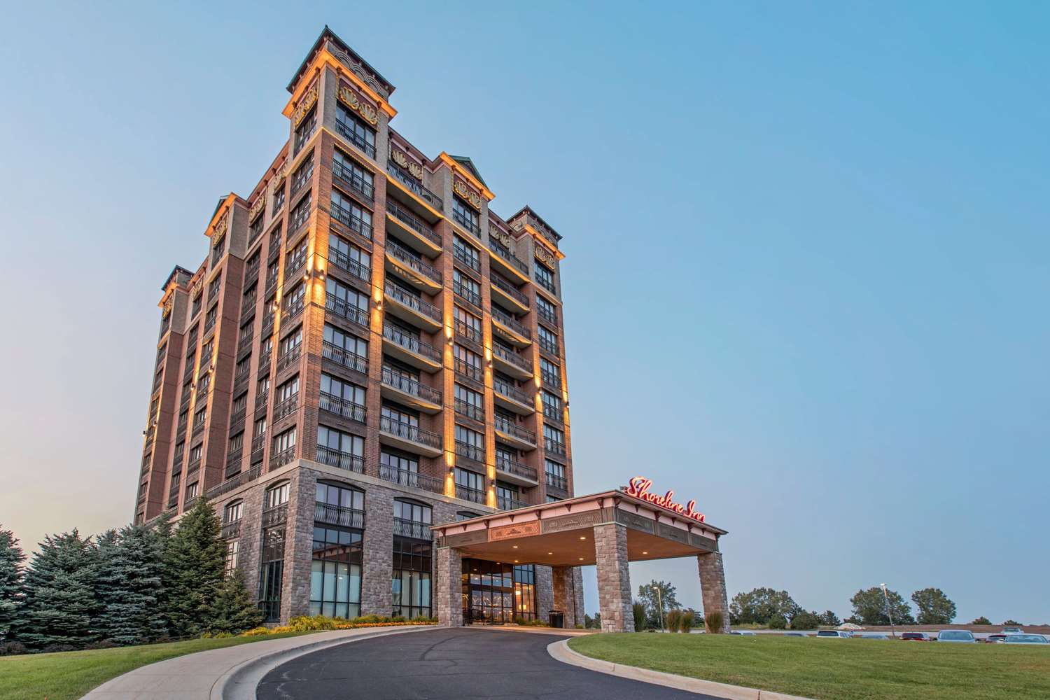 Hotel SHORELINE INN & CONFERENCE C, AN ASCEND HOTEL COLLECTION MEMBER