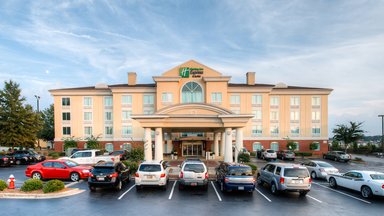 Hotel HOLIDAY INN EXPRESS & SUITES COLUMBIA-I-26 @ HARBISON BLVD
