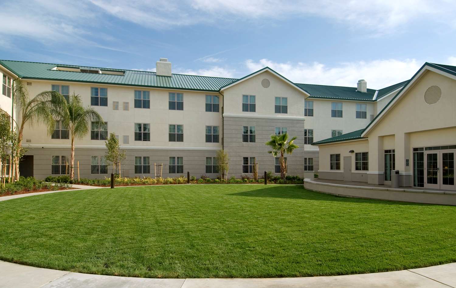Hotel HOMEWOOD SUITES BY HILTON SACRAMENTO AIRPORT-NATOMAS