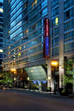 Hotel SPRINGHILL SUITES CHICAGO DOWNTOWN/RIVER NORTH