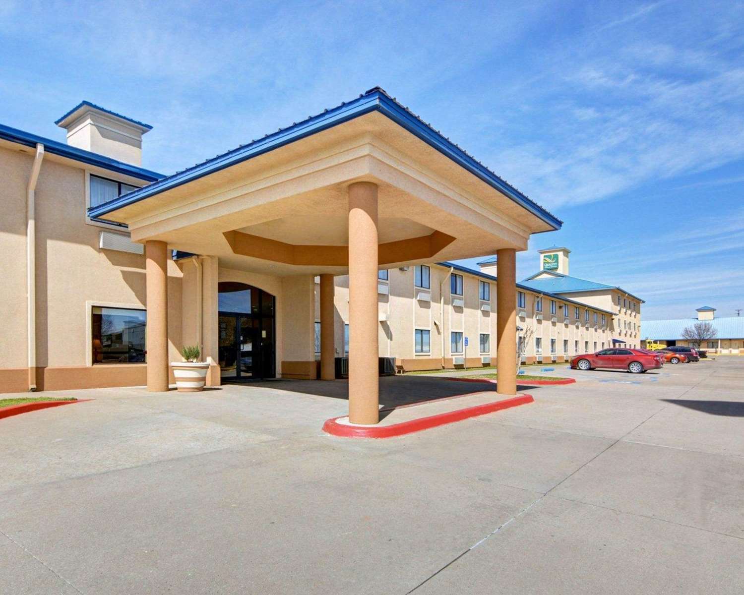 Hotel QUALITY INN & SUITES WICHITA FALLS I-44