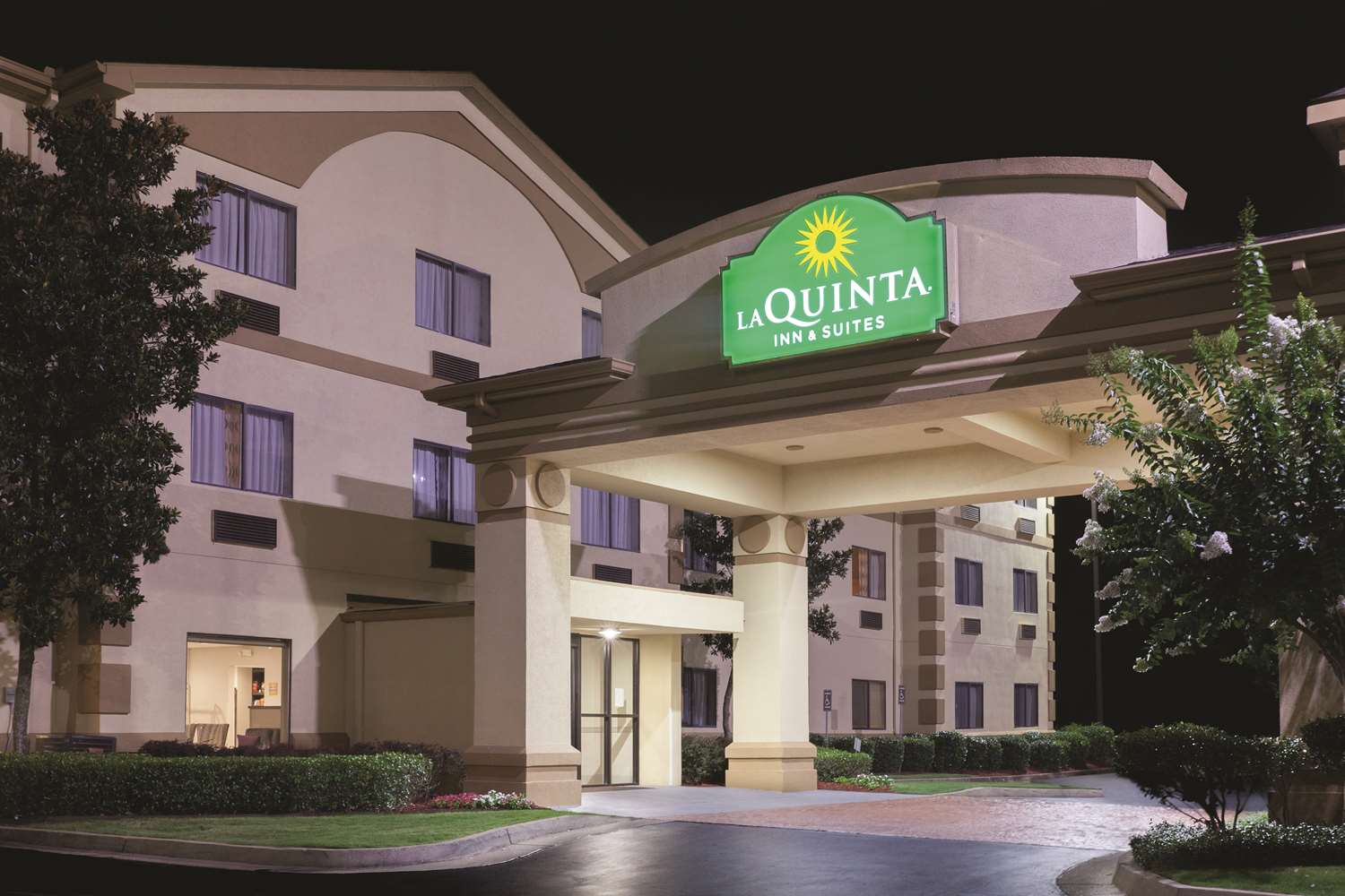 Hotel LA QUINTA INN & SUITES JACKSON AIRPORT
