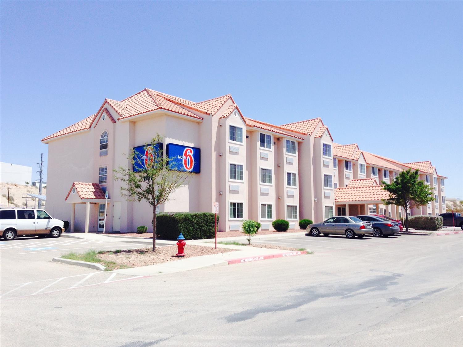 Hotel MOTEL 6 EL PASO - SOUTHEAST