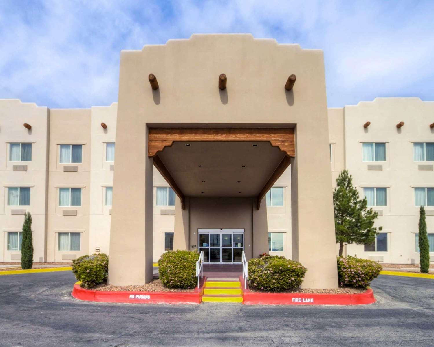 Hotel QUALITY SUITES UNIVERSITY