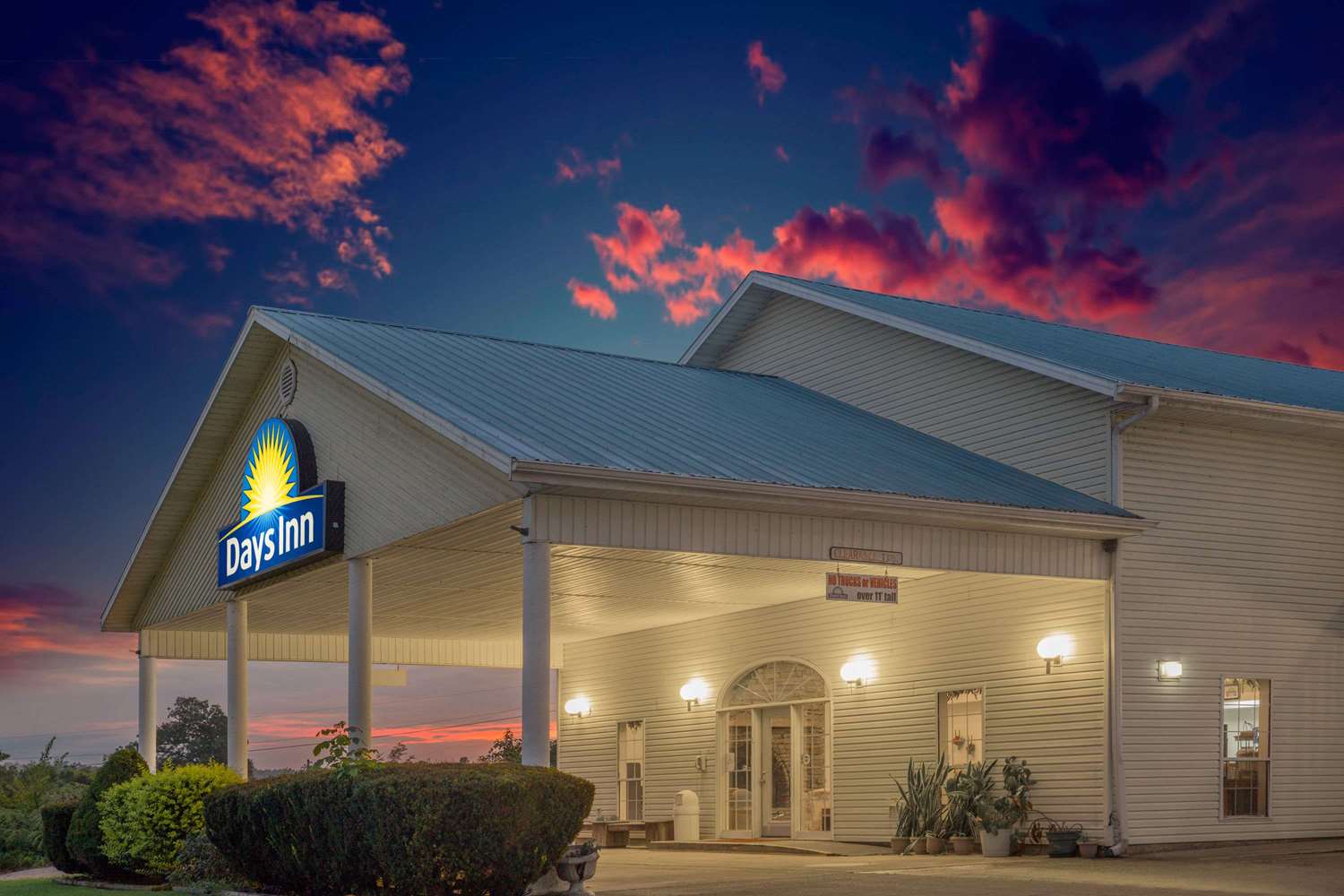 Hotel DAYS INN HARDY