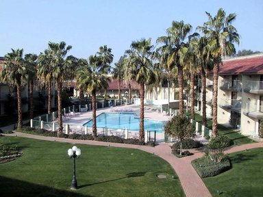 Hotel DOUBLETREE BY HILTON BAKERSFIELD