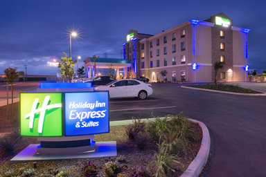 Hotel HOLIDAY INN EXPRESS & SUITES BAKERSFIELD AIRPORT