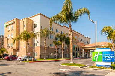 Hotel HOLIDAY INN EXPRESS & SUITES BAKERSFIELD CENTRAL