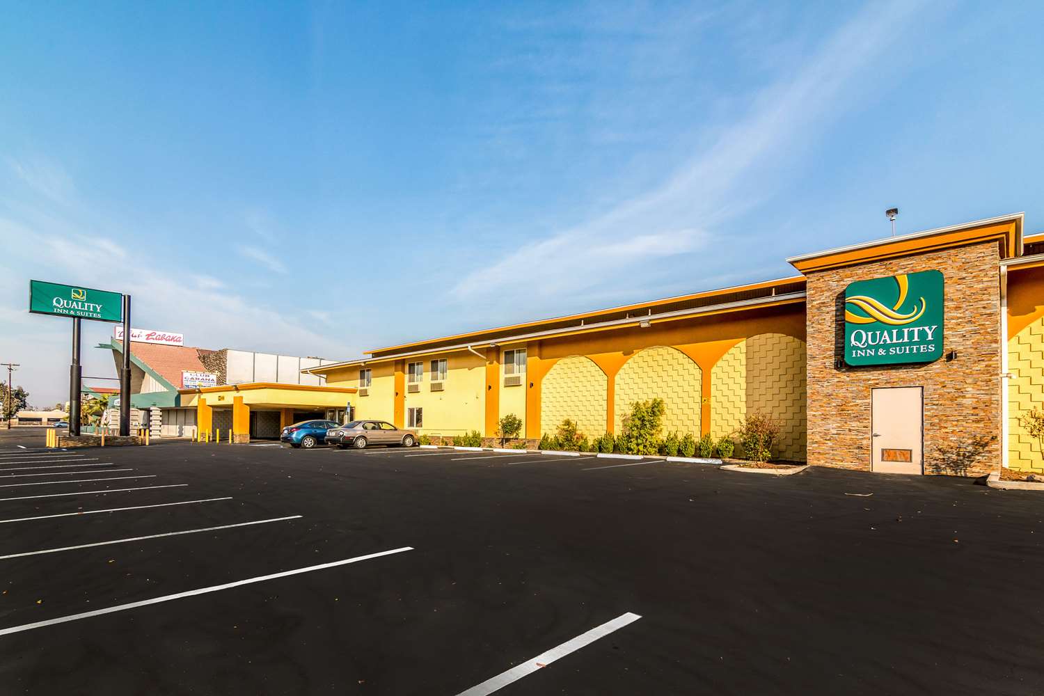 Hotel QUALITY INN & SUITES NEAR DOWNTOWN BAKERSFIELD