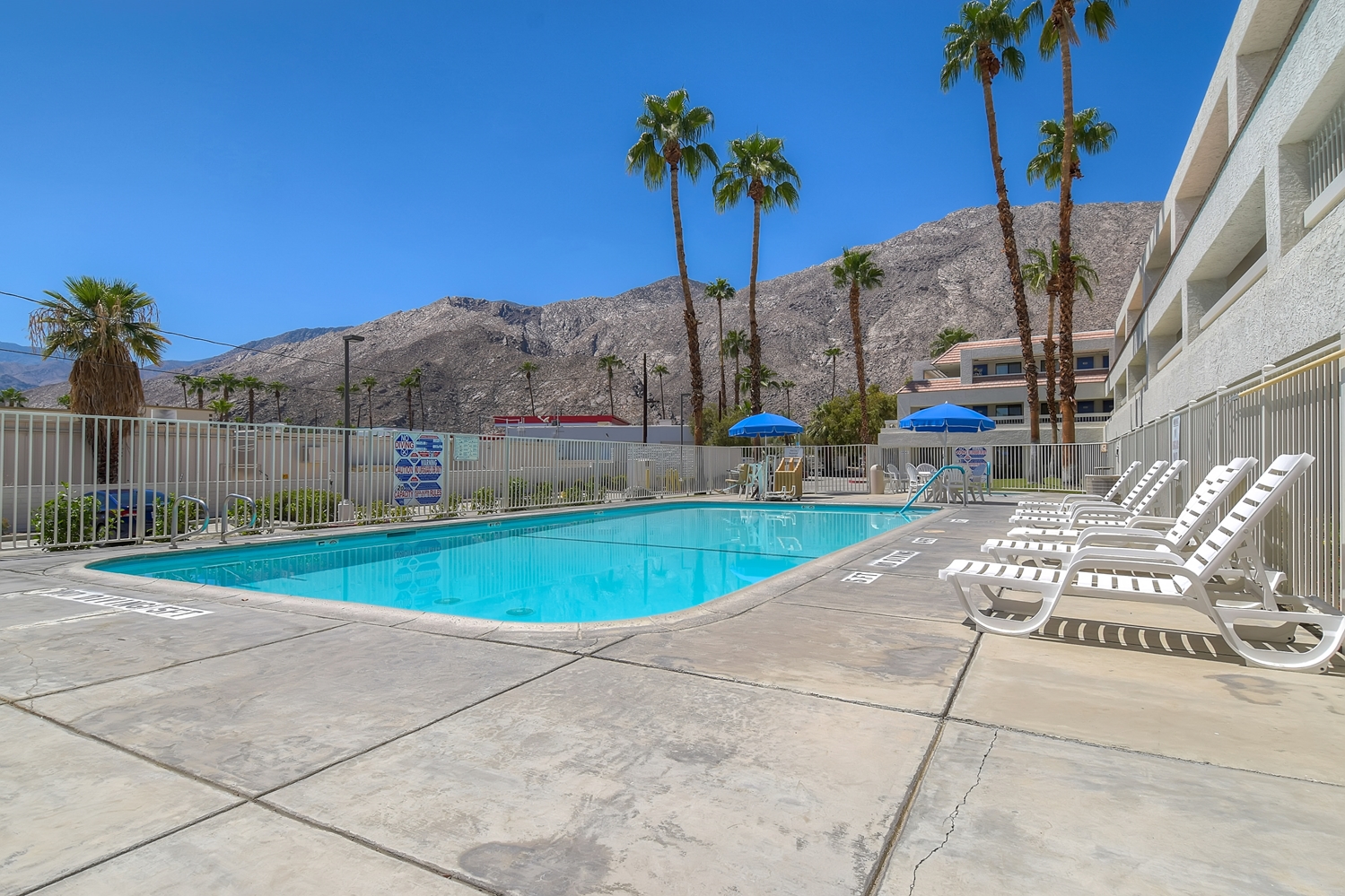 Hotel MOTEL 6 PALM SPRINGS DOWNTOWN