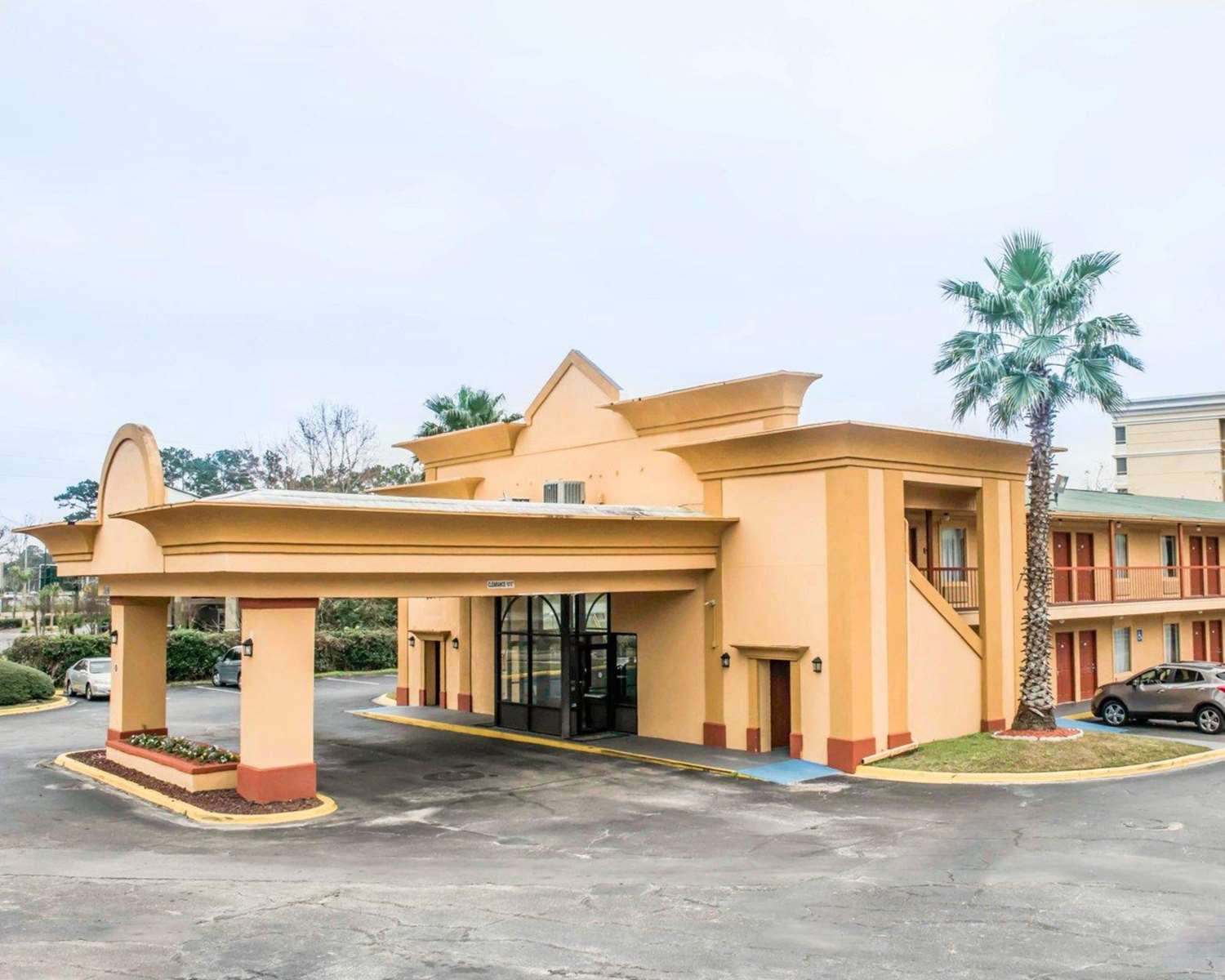 Hotel QUALITY INN TALLAHASSEE