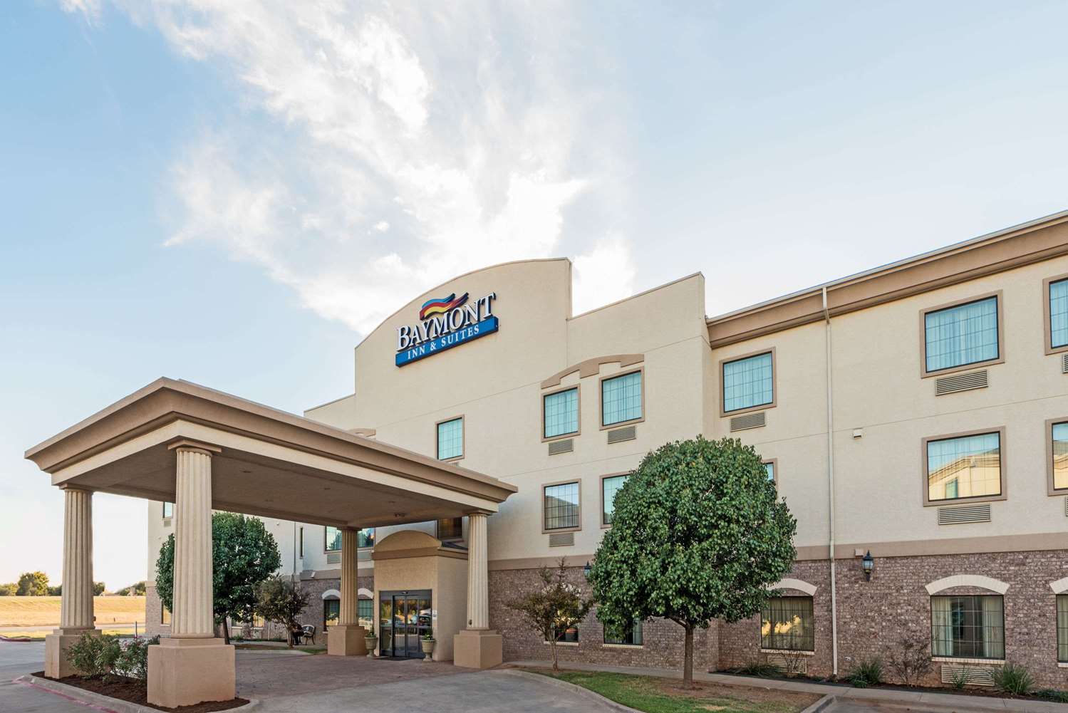 Hotel BAYMONT INN & SUITES WICHITA FALLS
