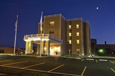 Hotel CANTON HARVESTER INN