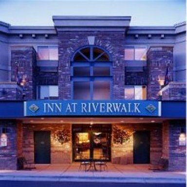 Hotel INN AND SUITES AT RIVERWALK