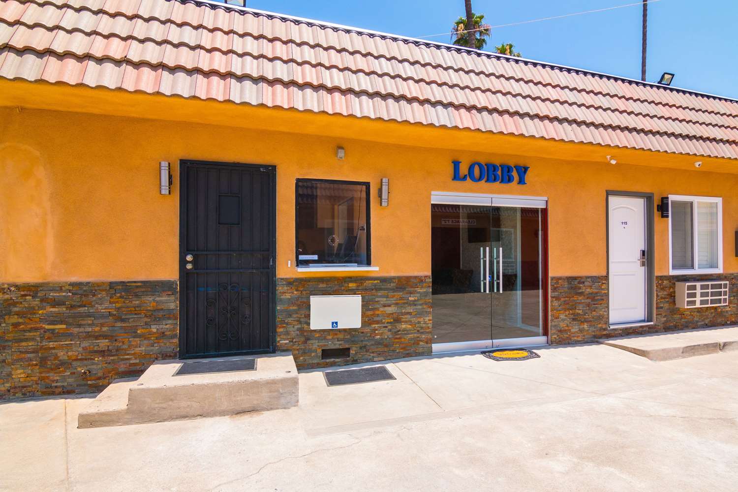 Hotel RODEWAY INN & SUITES LYNWOOD