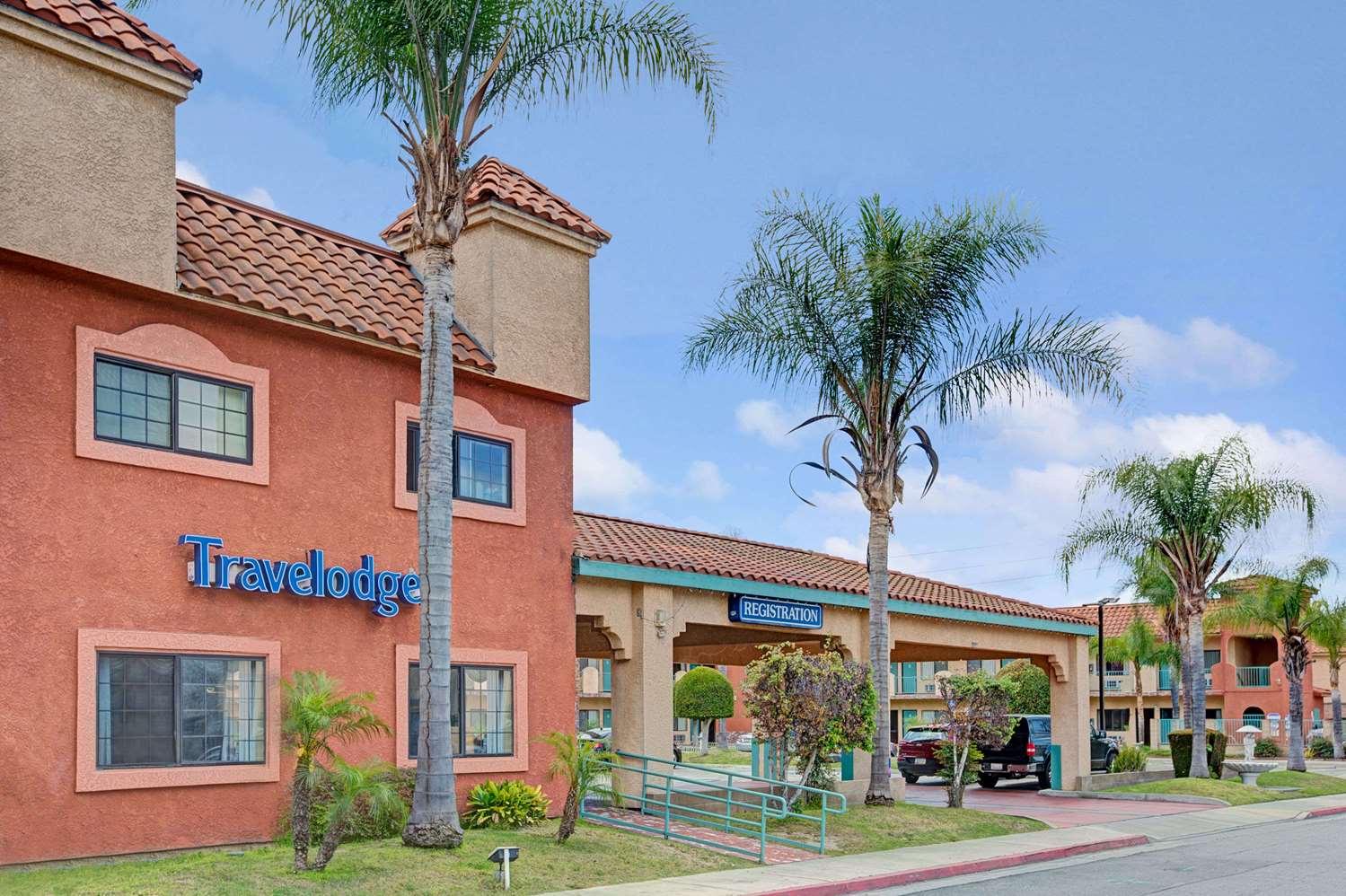 Hotel TRAVELODGE BY WYNDHAM, LYNWOOD