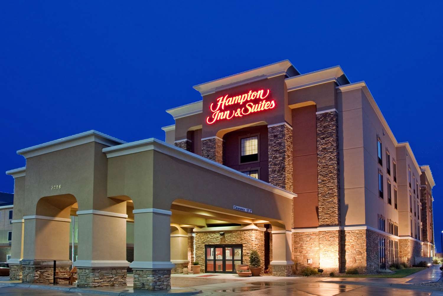 Hotel HAMPTON INN AND SUITES ABERDEEN SD