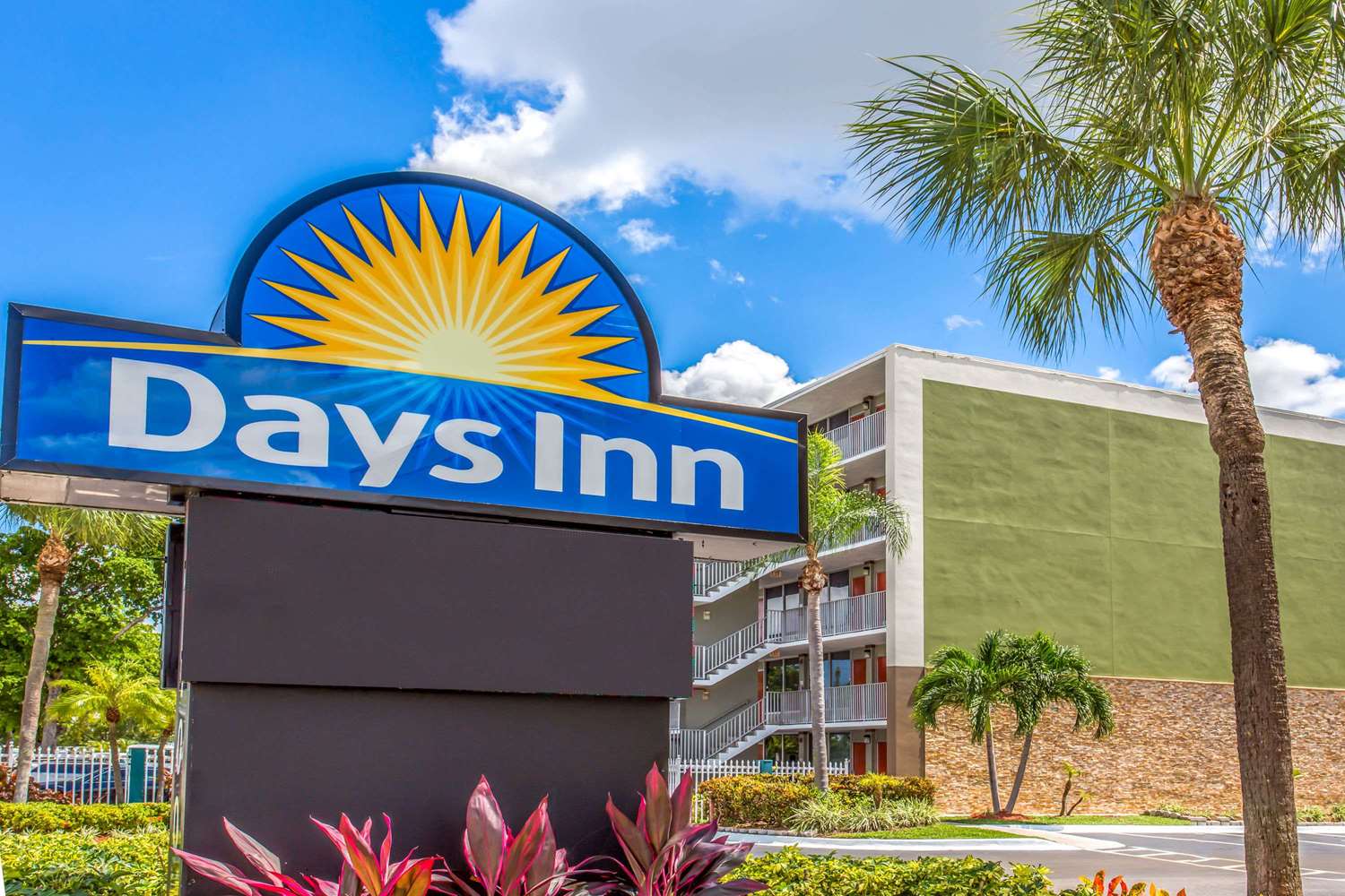 Hotel DAYS INN FORT LAUDERDALE AIRPORT CRUISE PORT