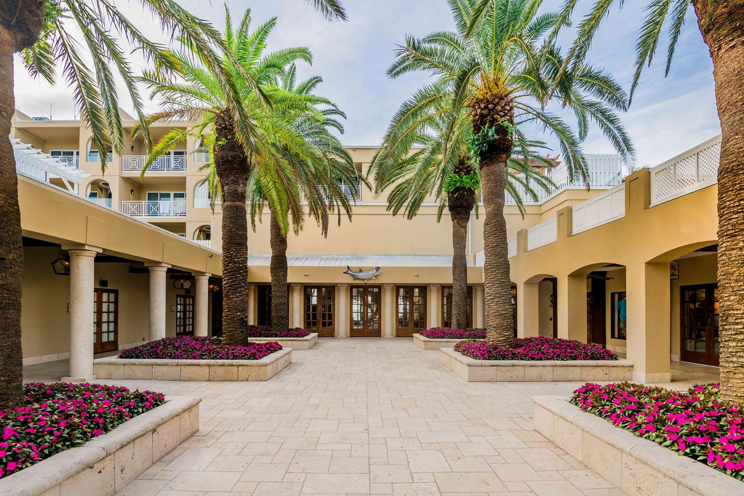 Hotel CHEECA LODGE AND SPA