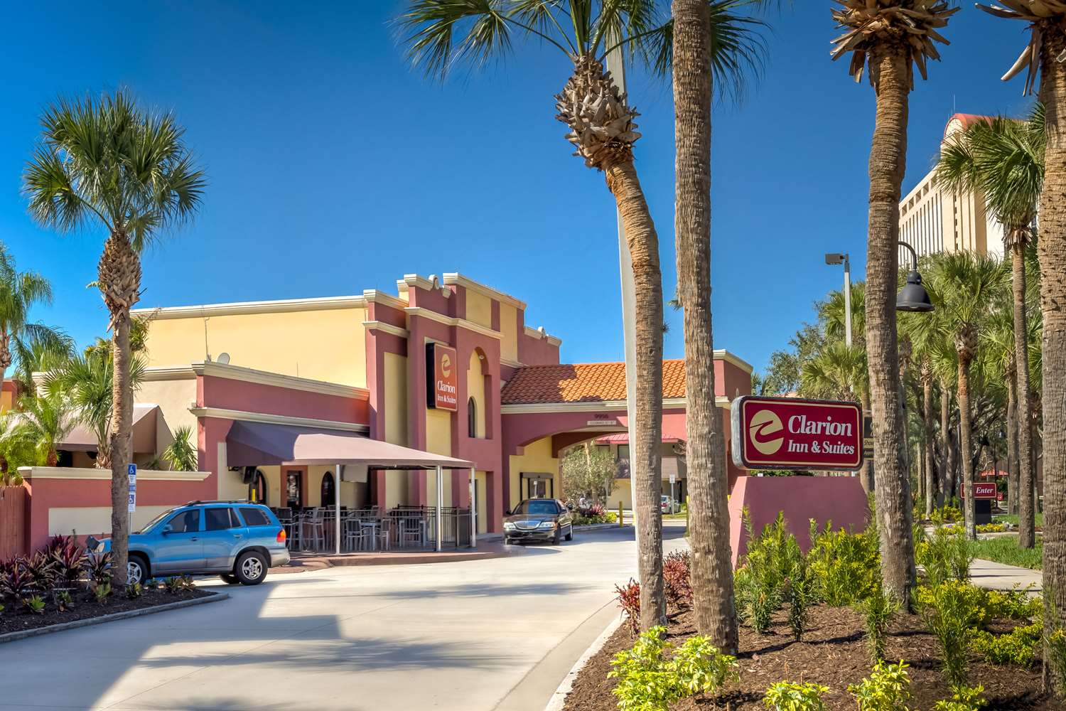 Hotel CLARION INN & SUITES AT INTERNATIONAL DRIVE