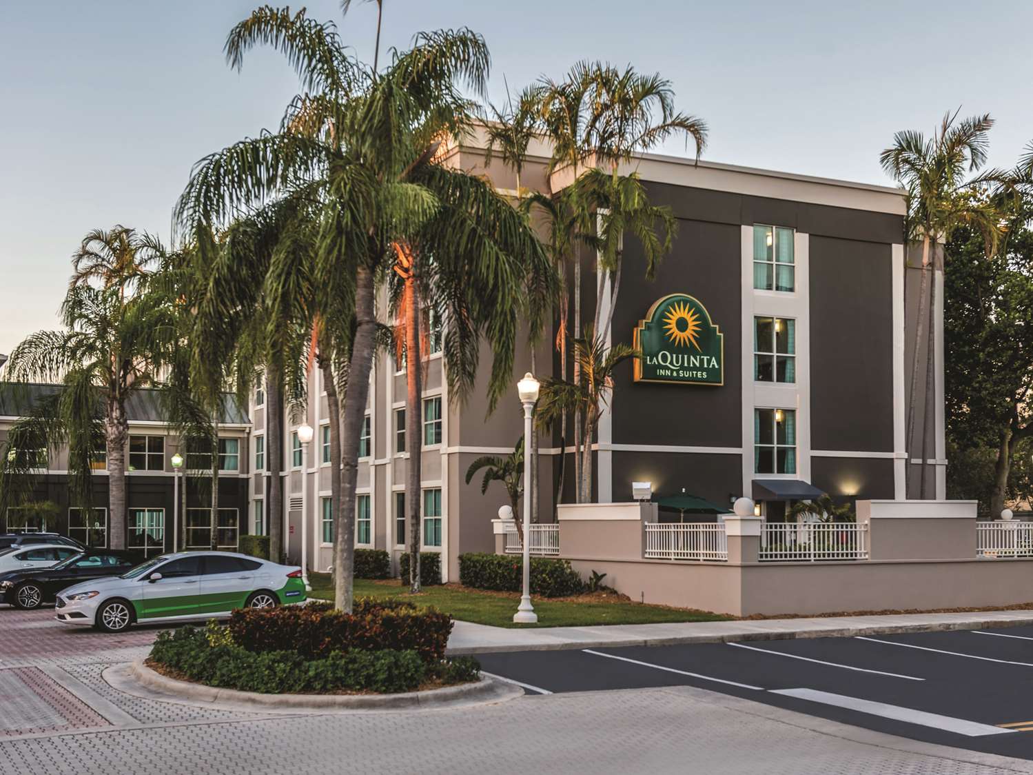Hotel LA QUINTA INN & SUITES PLANTATION AT SW 6TH ST