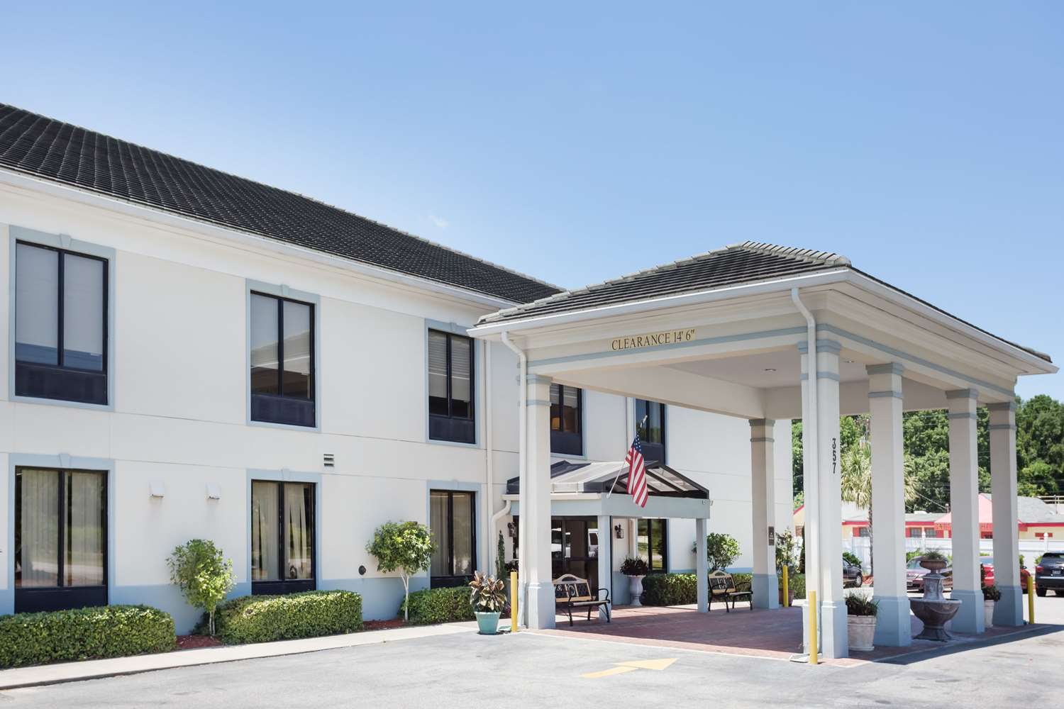 Hotel BAYMONT INN & SUITES SAVANNAH/GARDEN CITY