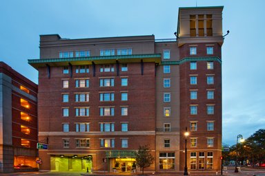 Hotel HOLIDAY INN EXPRESS SAVANNAH-HISTORIC DISTRICT