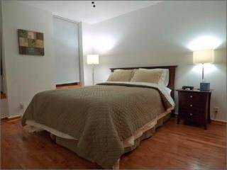 Hotel UPPER YORKVILLE SUITES