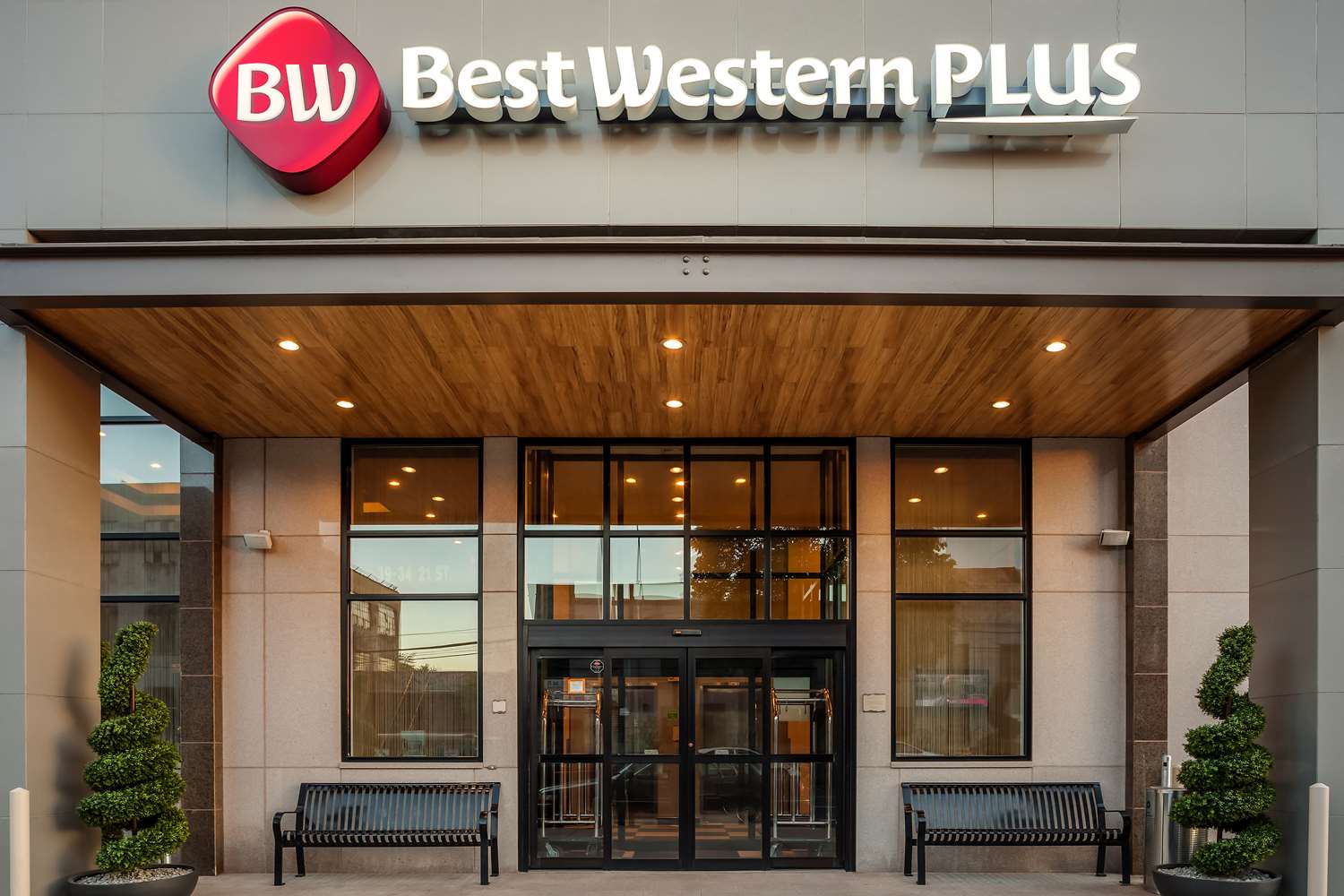 Hotel BEST WESTERN PLUS PLAZA HOTEL