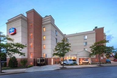 Hotel FAIRFIELD INN NEW YORK LAGUARDIA AIRPORT/FLUSHING