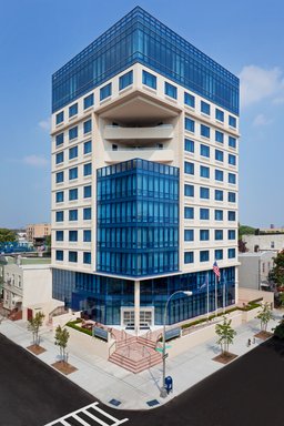 Hotel FOUR POINTS BY SHERATON LONG ISLAND CITY/QUEENSBORO BRIDGE