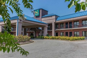Hotel QUALITY INN CALERA