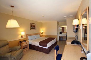 Hotel EXECUTIVE INN