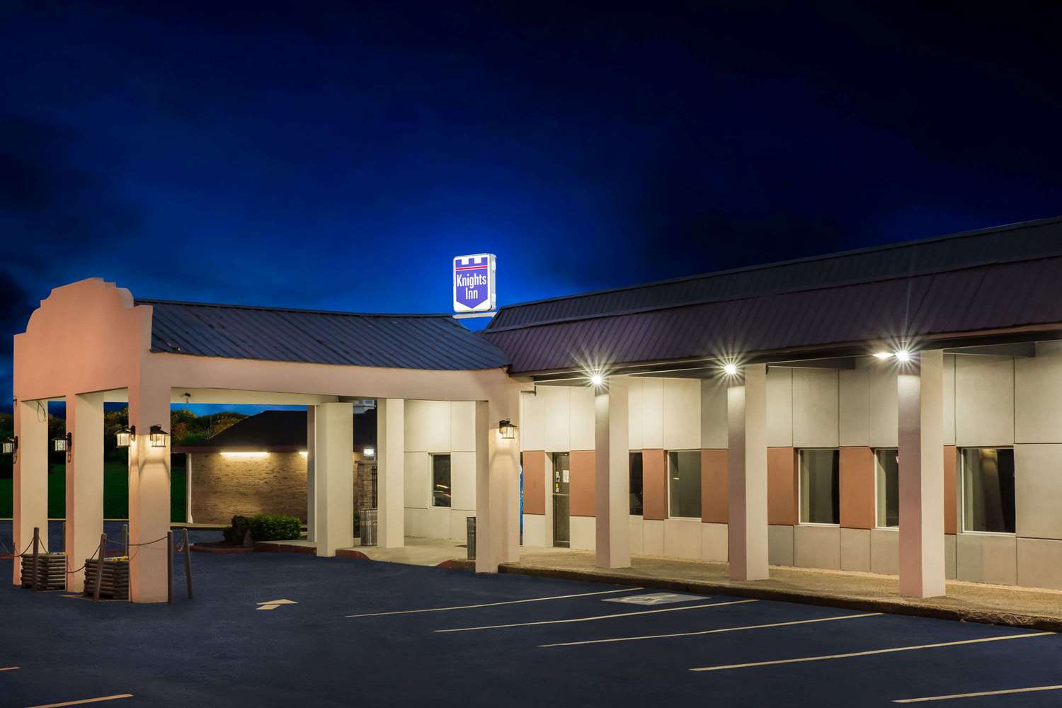 Hotel KNIGHTS INN NASHVILLE DOWNTOWN