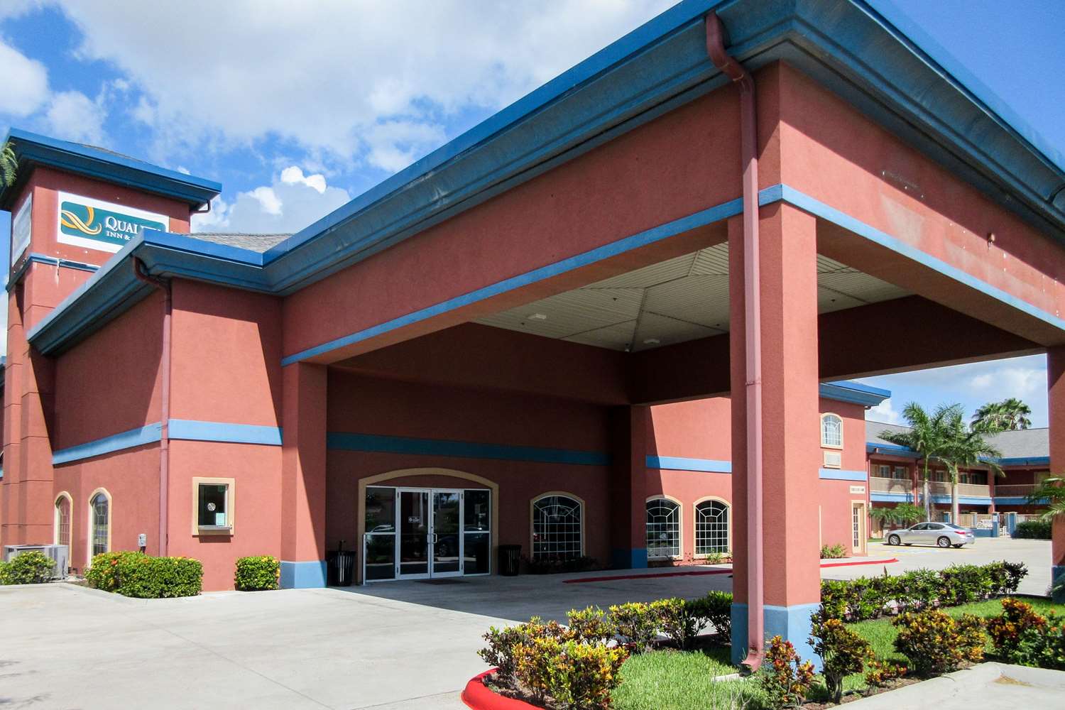 Hotel QUALITY INN & SUITES MERCEDES