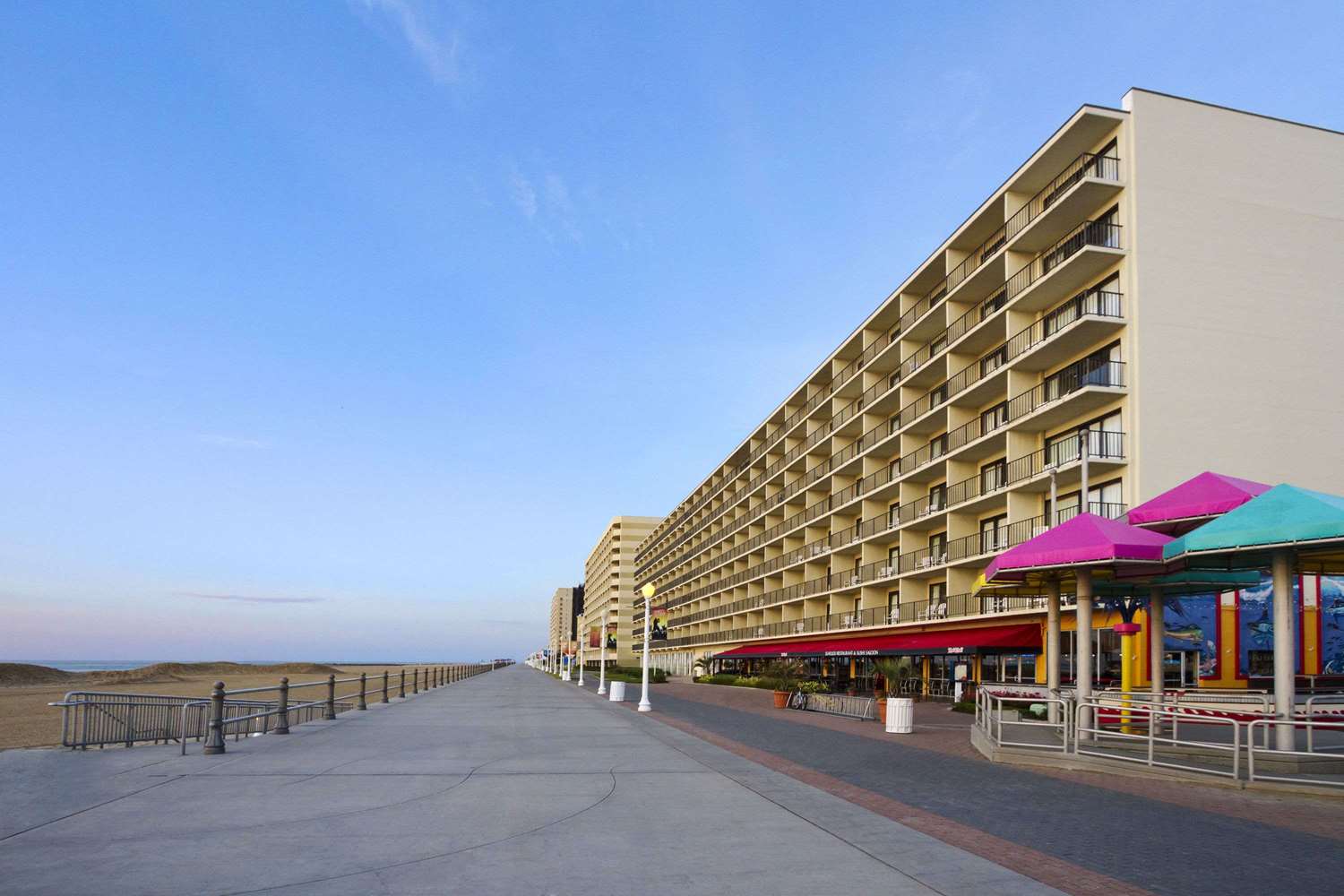 Hotel RAMADA VIRGINIA BEACH OCEANFRONT
