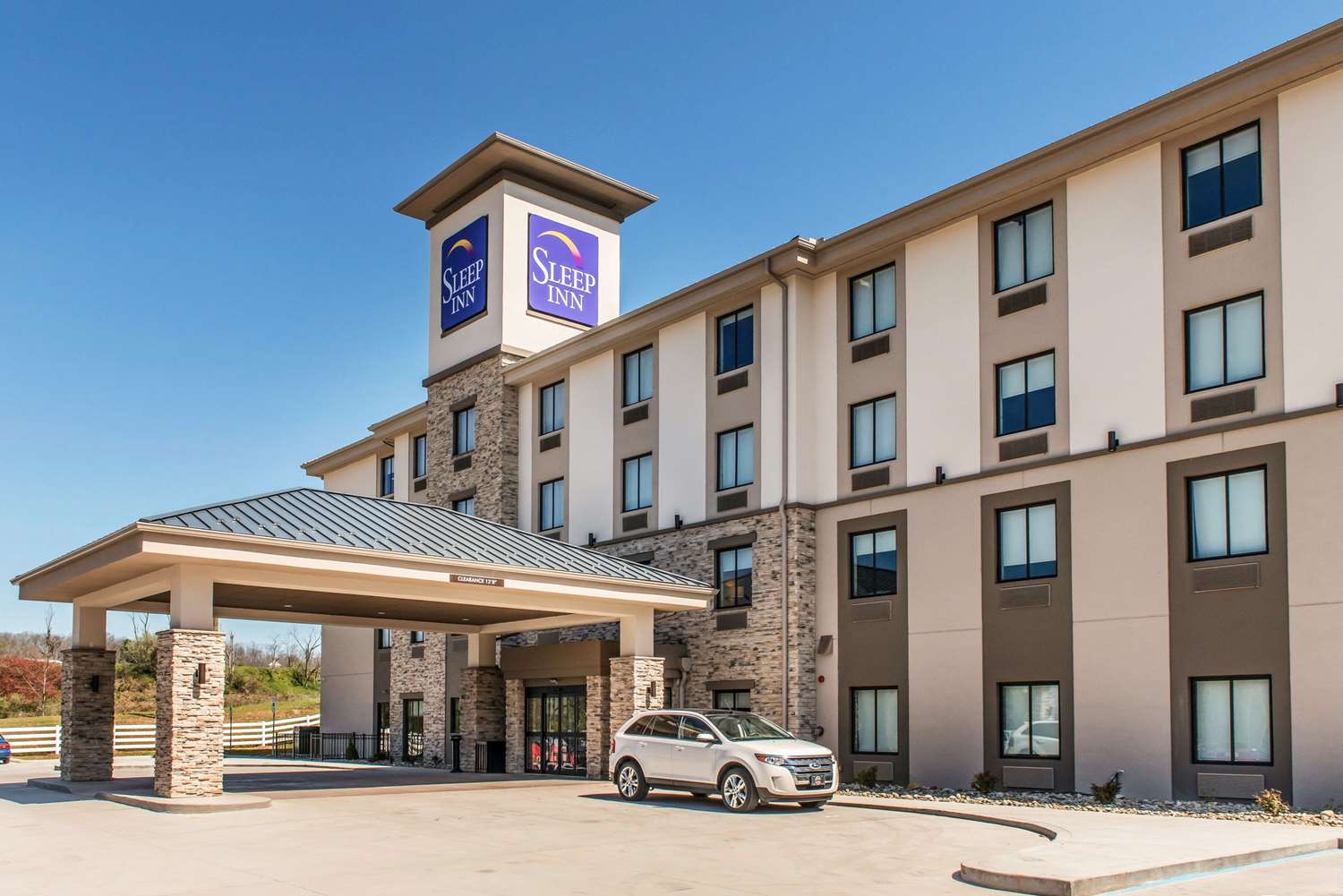 Hotel SLEEP INN ELLENBORO